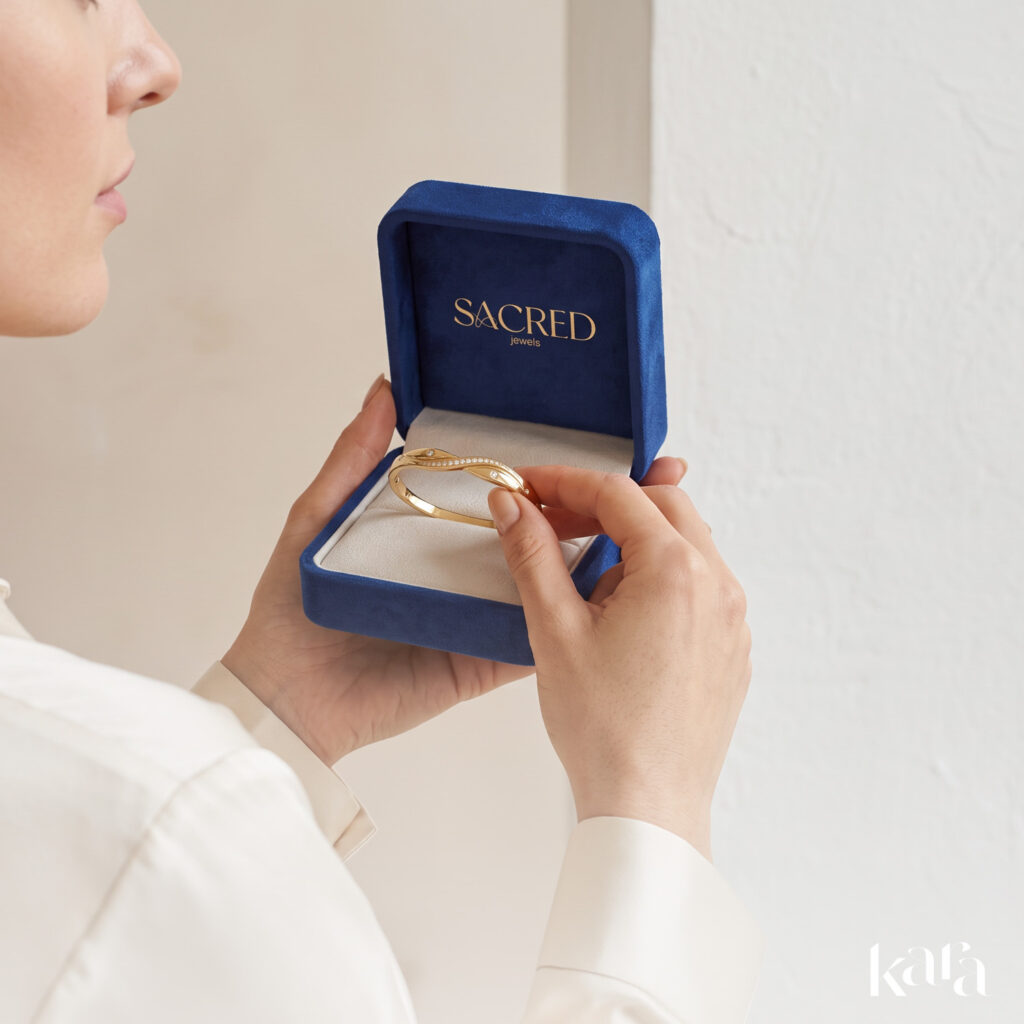 Brand design sieraden branding Kara Vrielink